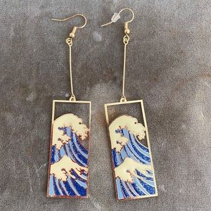 Wave earrings